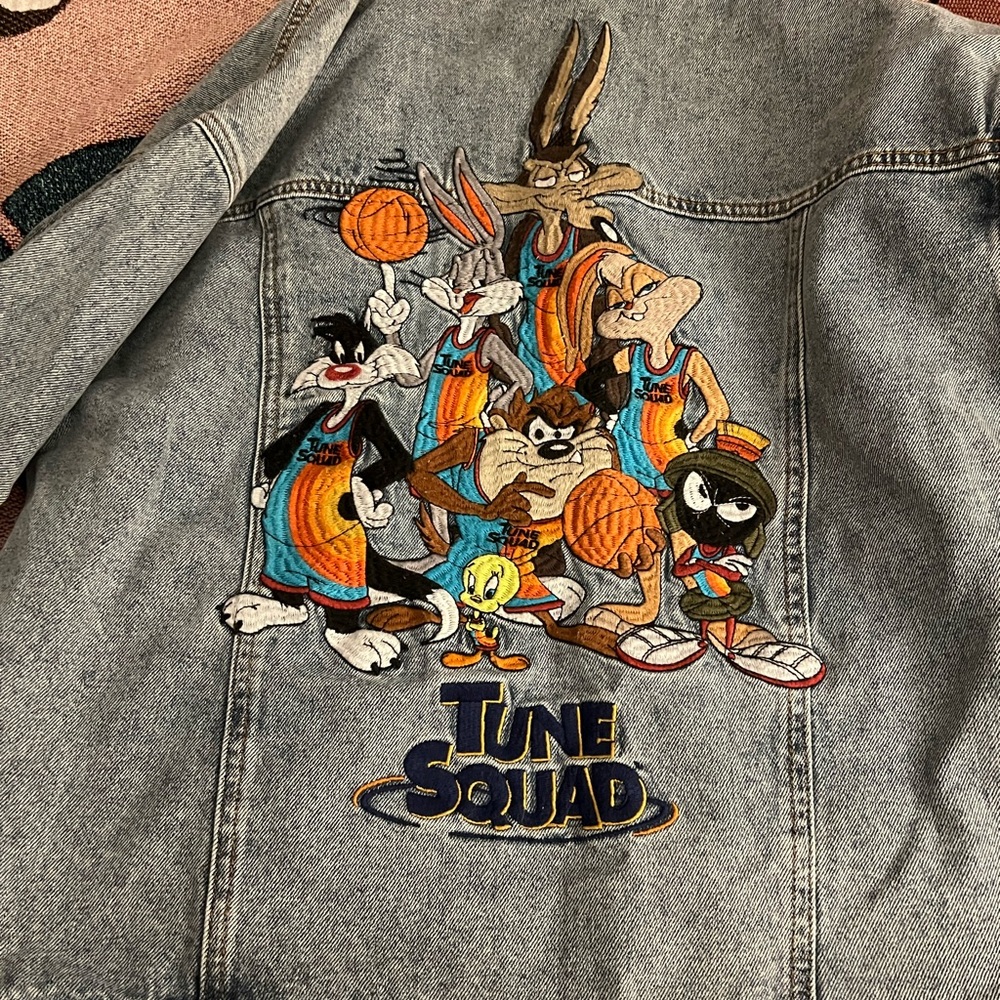 Forever 21 tune squad space jam Jean jacket size: medium new with tags
